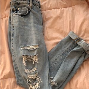 women’s ripped straight leg jeans